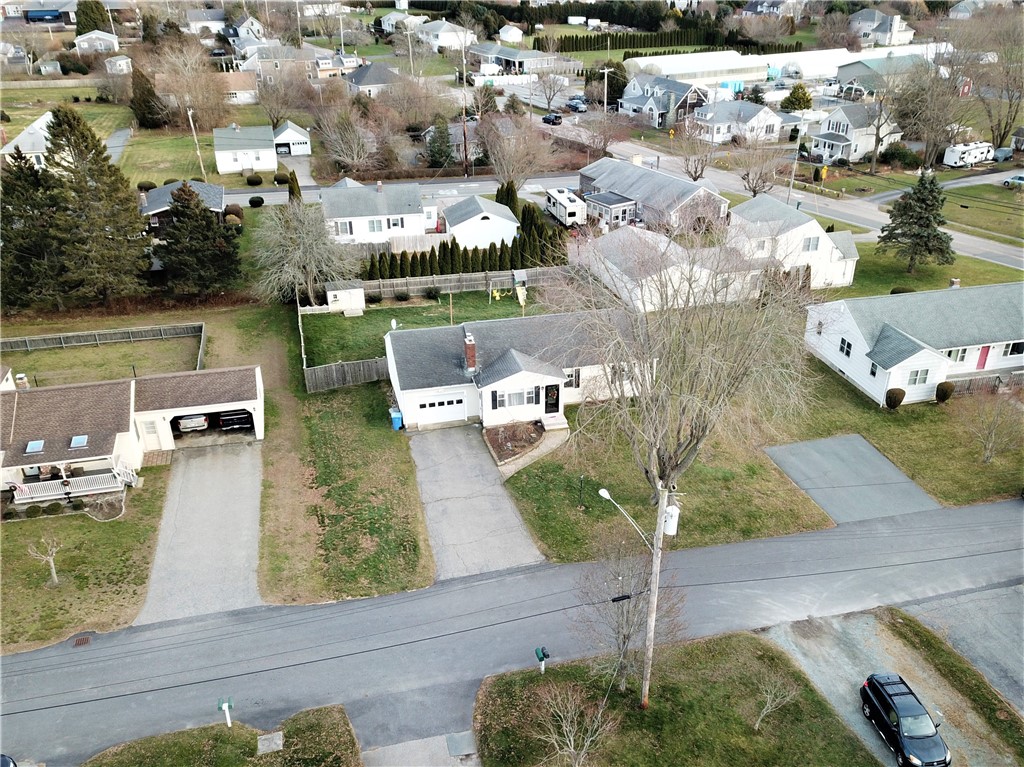 19 Harvey Road Middletown, RI 02842 - Photo 37 of 43