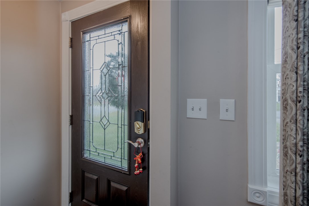 19 Harvey Road Middletown, RI 02842 - Photo 4 of 43