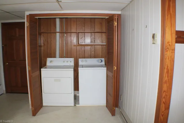 $1,000 | 234 Hylton Street, Mount Airy, NC 27030