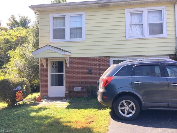 $1,000 | 234 Hylton Street, Mount Airy, NC 27030