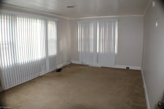 $1,000 | 234 Hylton Street, Mount Airy, NC 27030