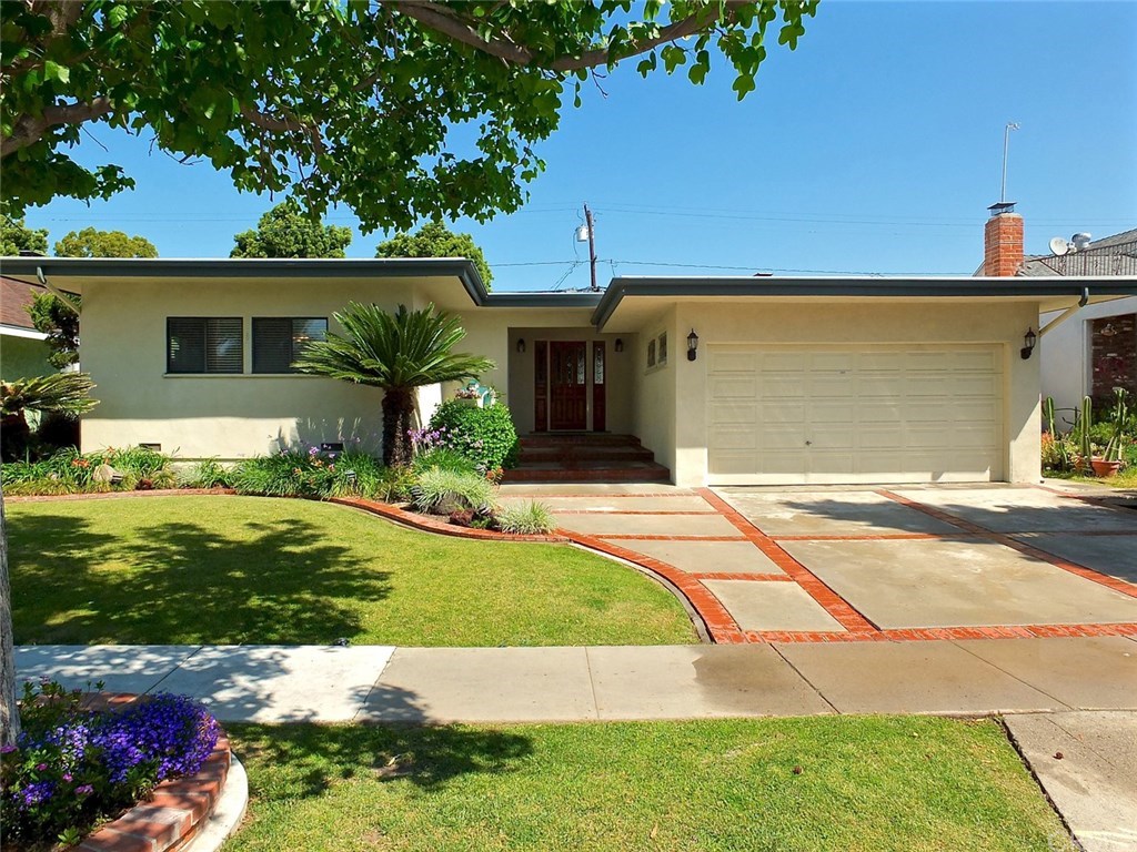6827 East Monlaco Road Long Beach, CA 90808 - Photo 1 of 1 Gallery Image 1