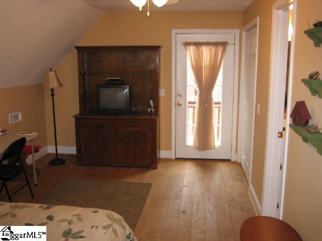 402 Blue Ridge Court Westminster, SC 29693 - Photo 7 of 20 Gallery Image 7