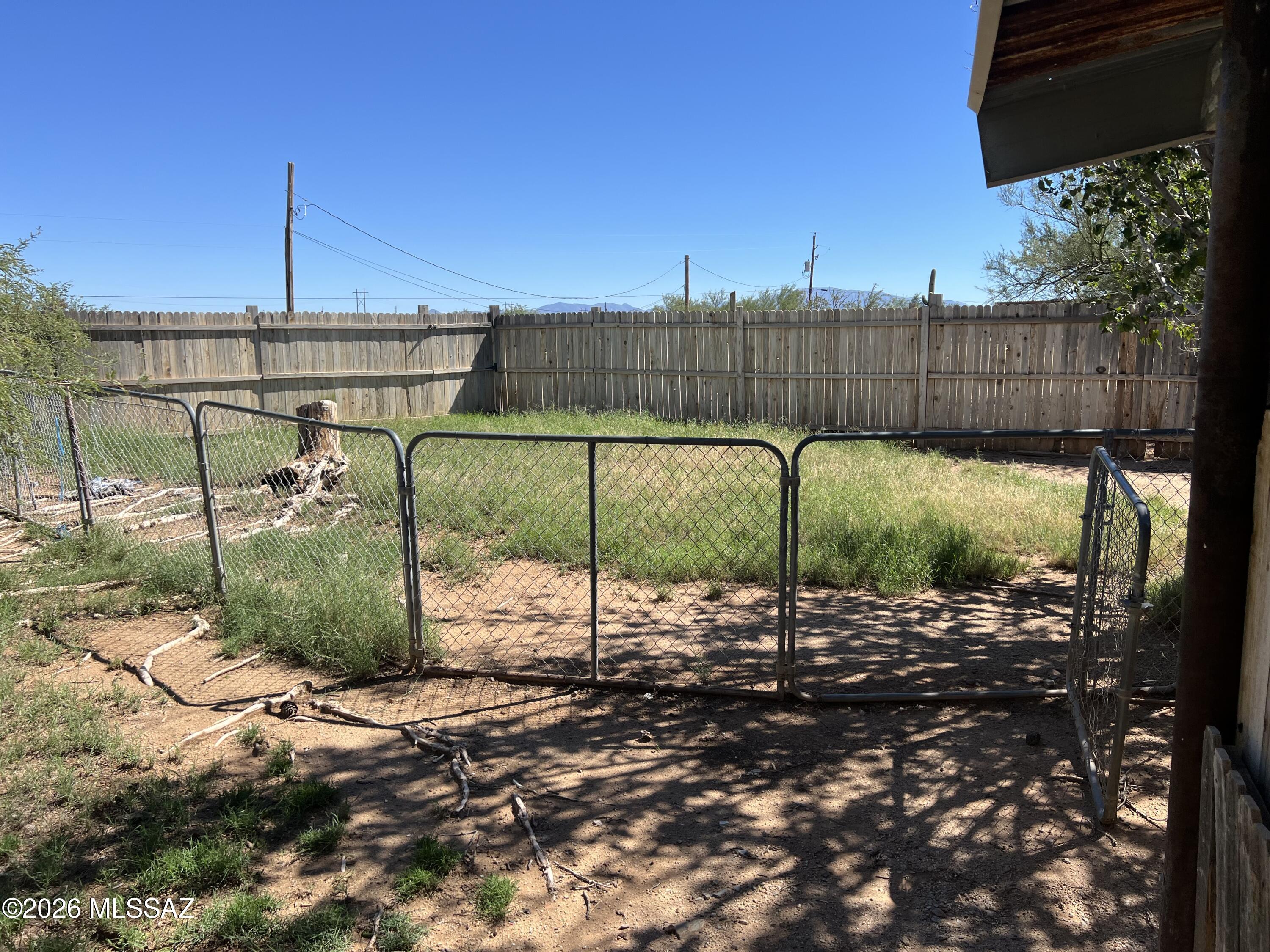 48977 East Panther Butte Road Tucson, AZ 85739 - Photo 29 of 40 Cross fenced front yard