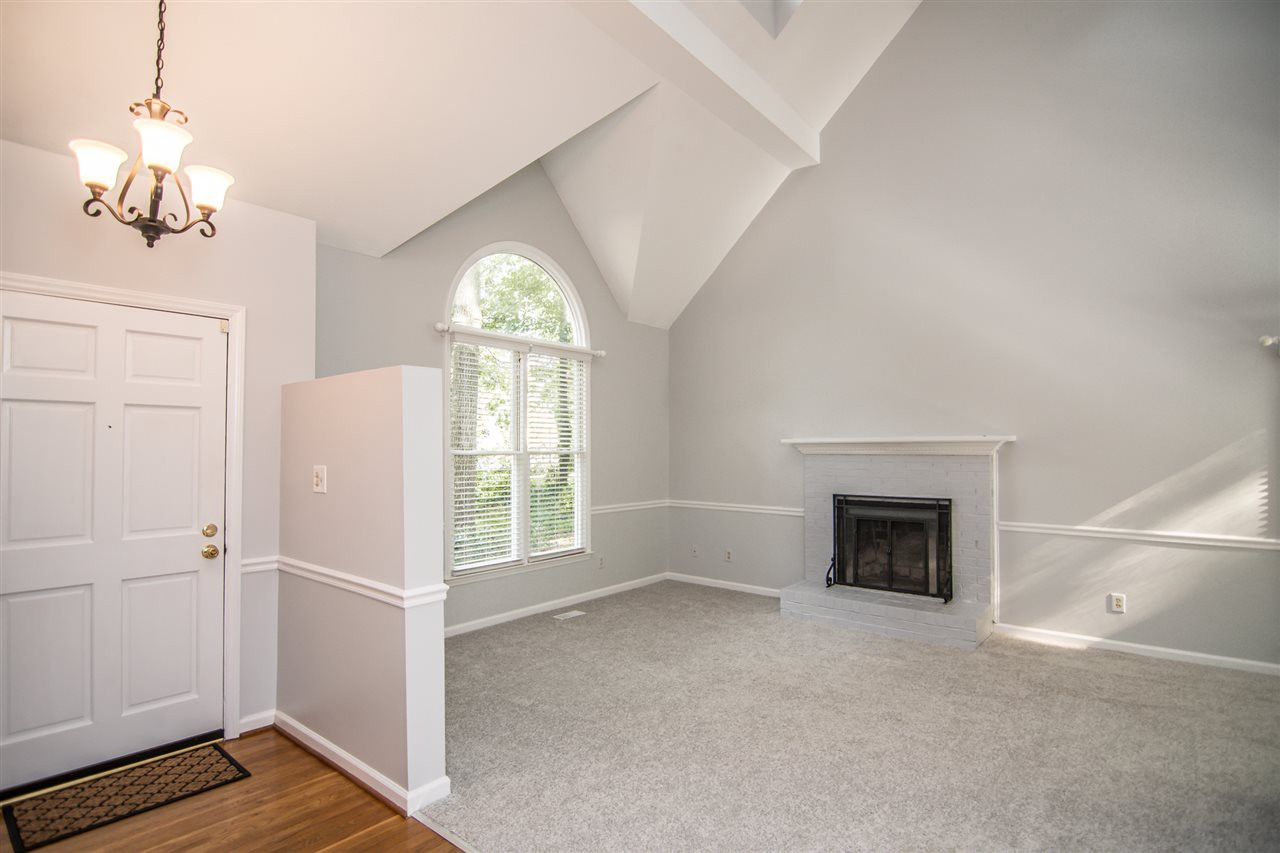 4913 Liverpool Lane Raleigh, NC 27604 - Photo 2 of 25 Entry