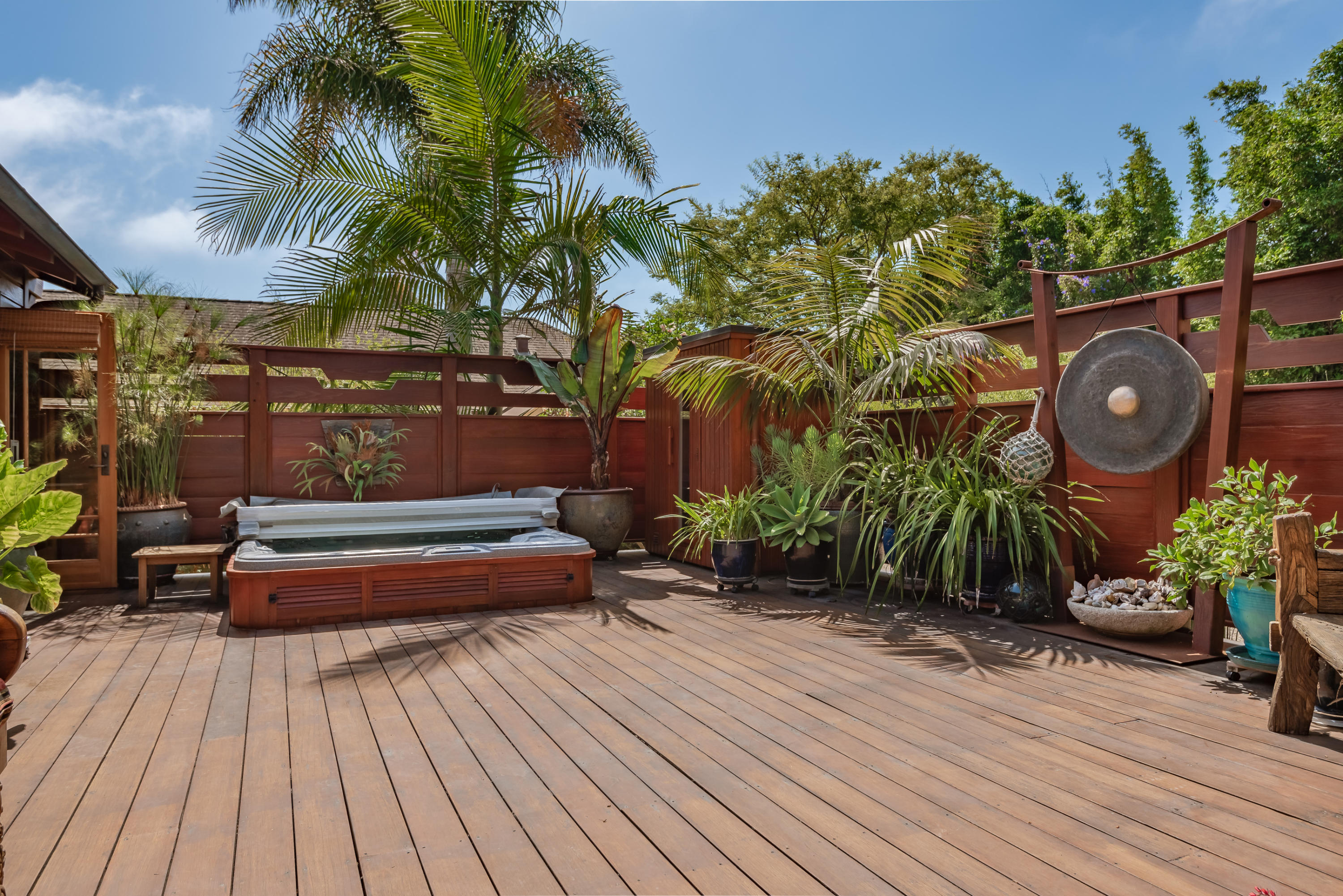 209 Mohawk Road Santa Barbara, CA 93109 - Photo 38 of 50 Spacious Rear Deck