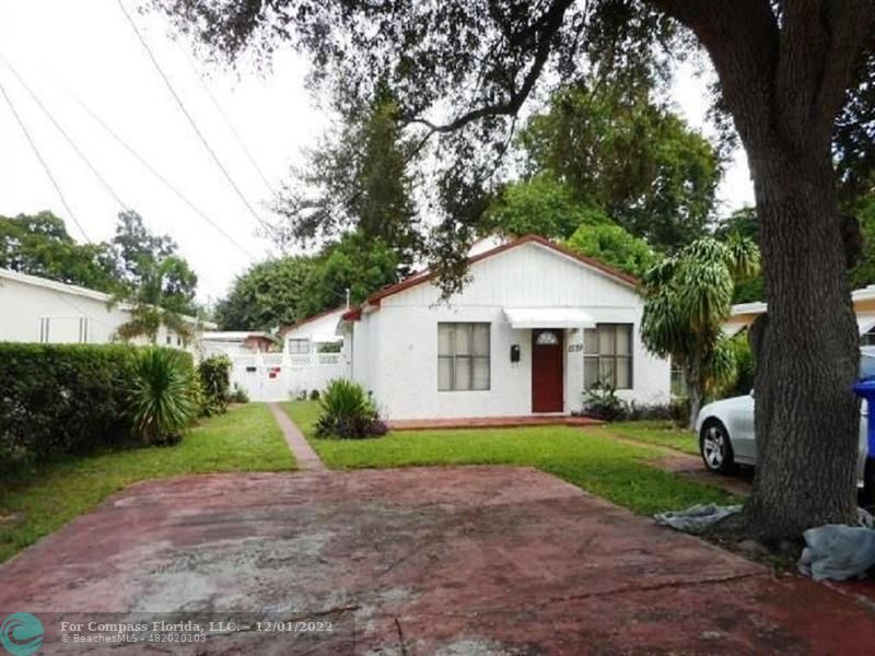2529 Hayes Street, Hollywood, FL 33020 Compass