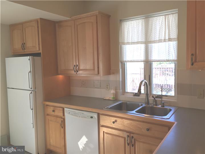 2116 Susquehanna Road Abington, PA 19001 - Photo 3 of 17 Kitchen