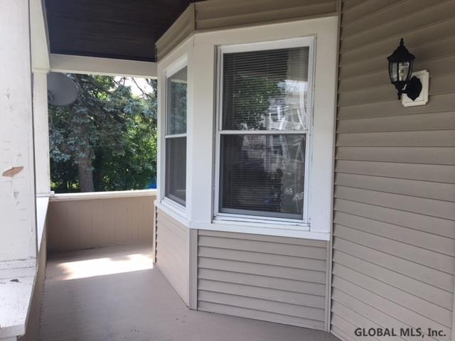 44 Cohoes Road Watervliet, NY 12189 - Photo 4 of 47 Photo 4