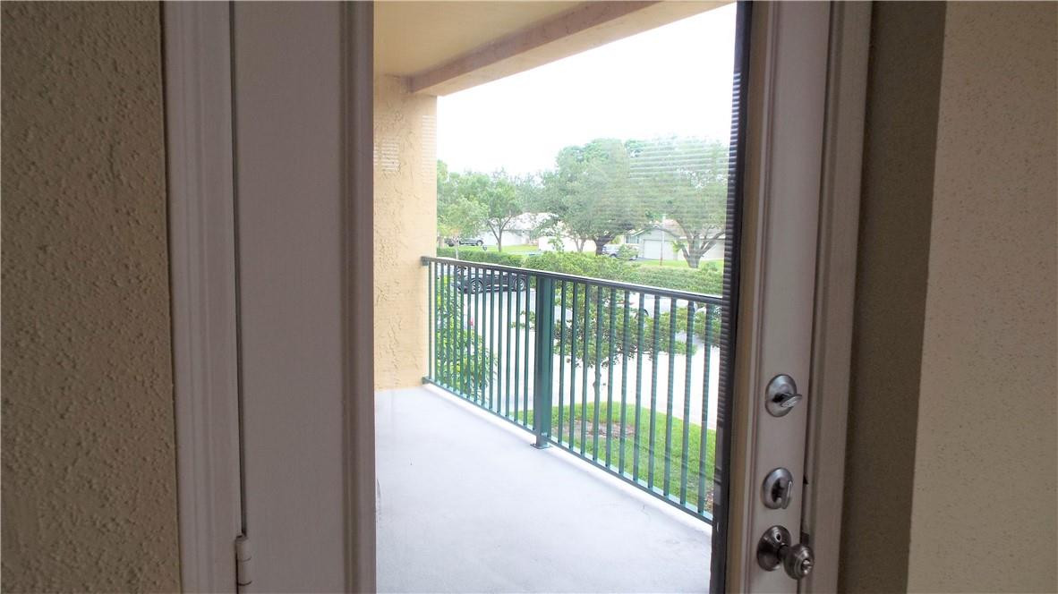 833 Riverside Drive, Unit 824 Coral Springs, FL 33071 - Photo 17 of 40 Photo 17