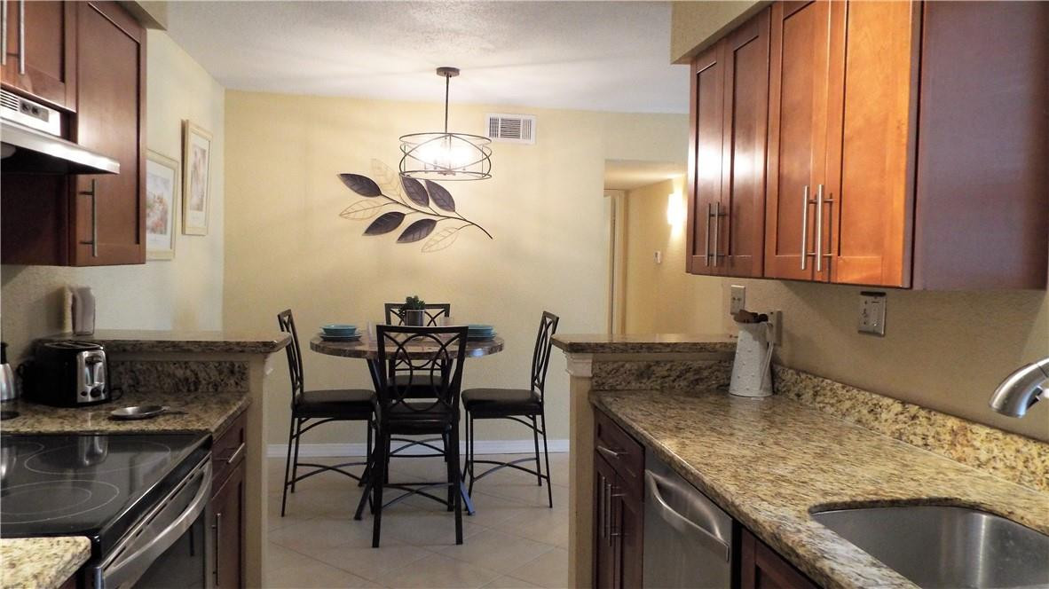 833 Riverside Drive, Unit 824 Coral Springs, FL 33071 - Photo 9 of 40 Photo 9