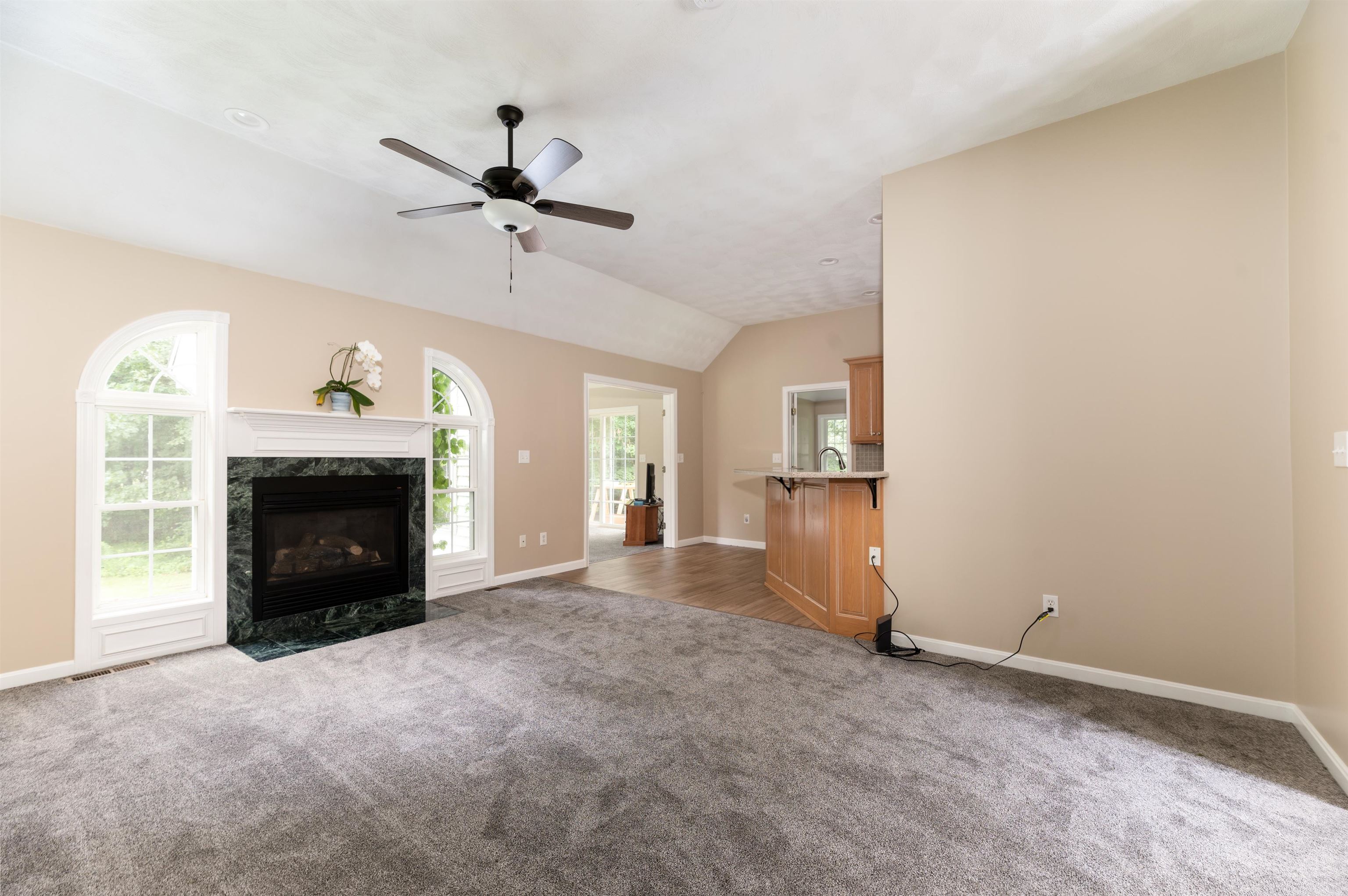 11 Burns Road Pelham, NH 03076 - Photo 7 of 25