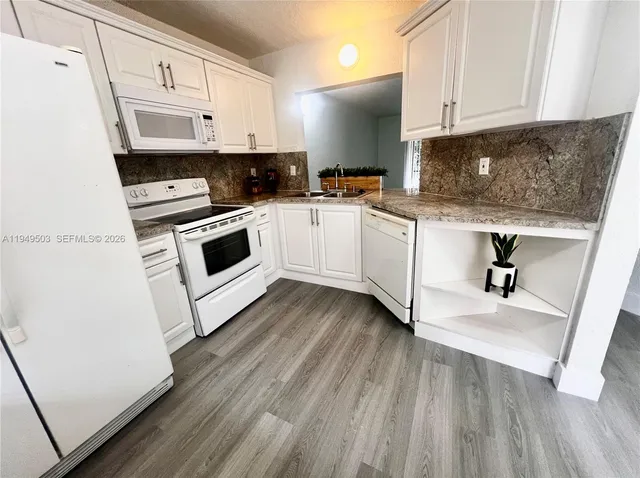 $1,950 | 9156 Northwest 40th Street, Unit 1051, Coral Springs, FL 33065