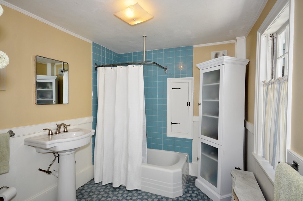 8 Davidson Road Boxborough, MA 01719 - Photo 18 of 30