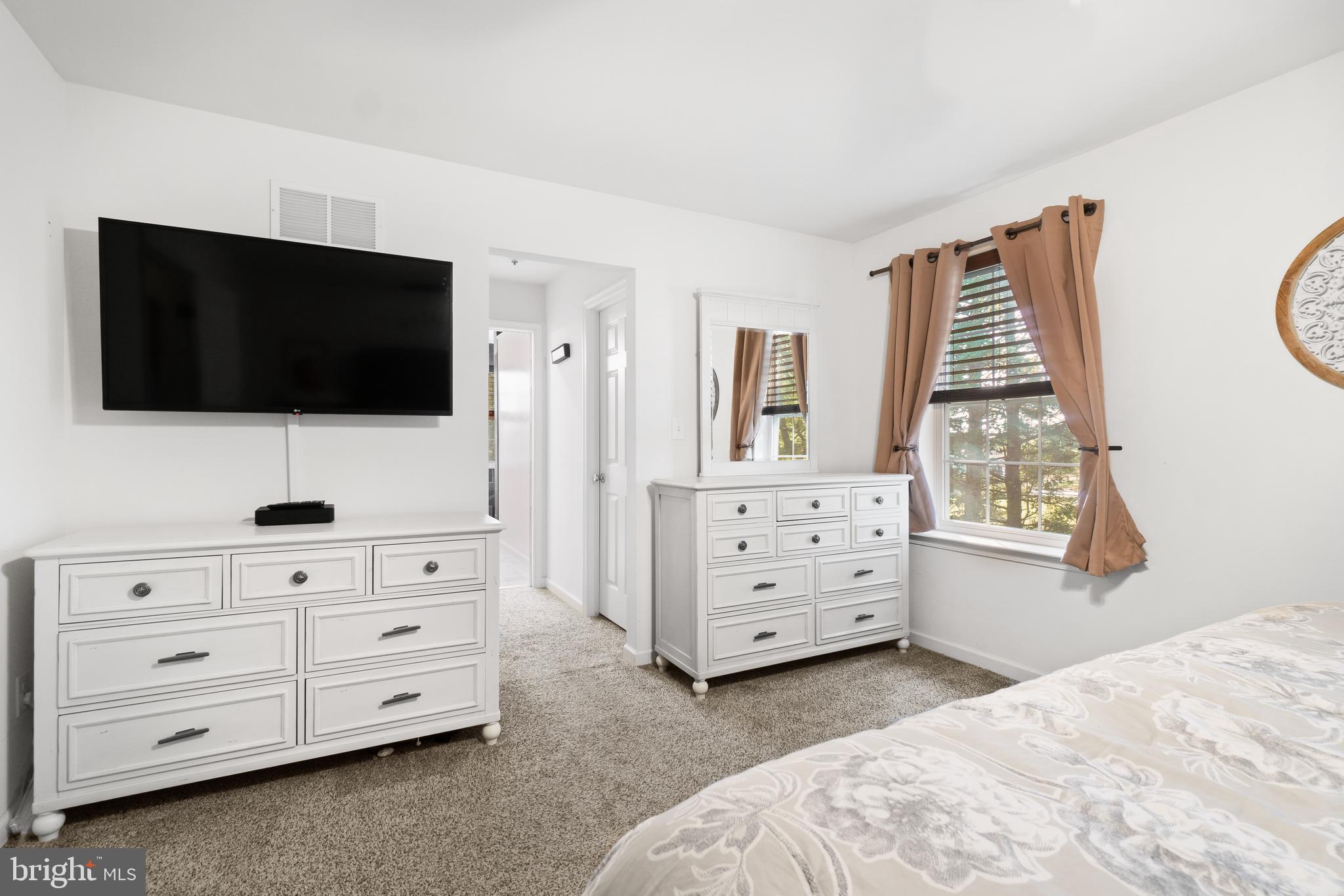 557 Union Church Road Elkton, MD 21921 - Photo 13 of 32 Master Suite