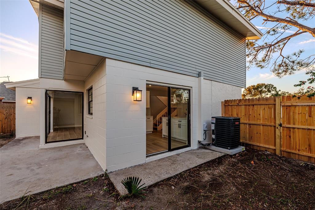 11033 Springridge Drive Tampa, FL 33624 - Photo 31 of 33