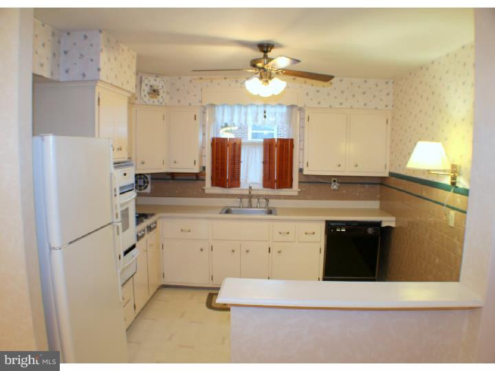 3105 Welsh Road Philadelphia, PA 19136 - Photo 18 of 25 Kitchen