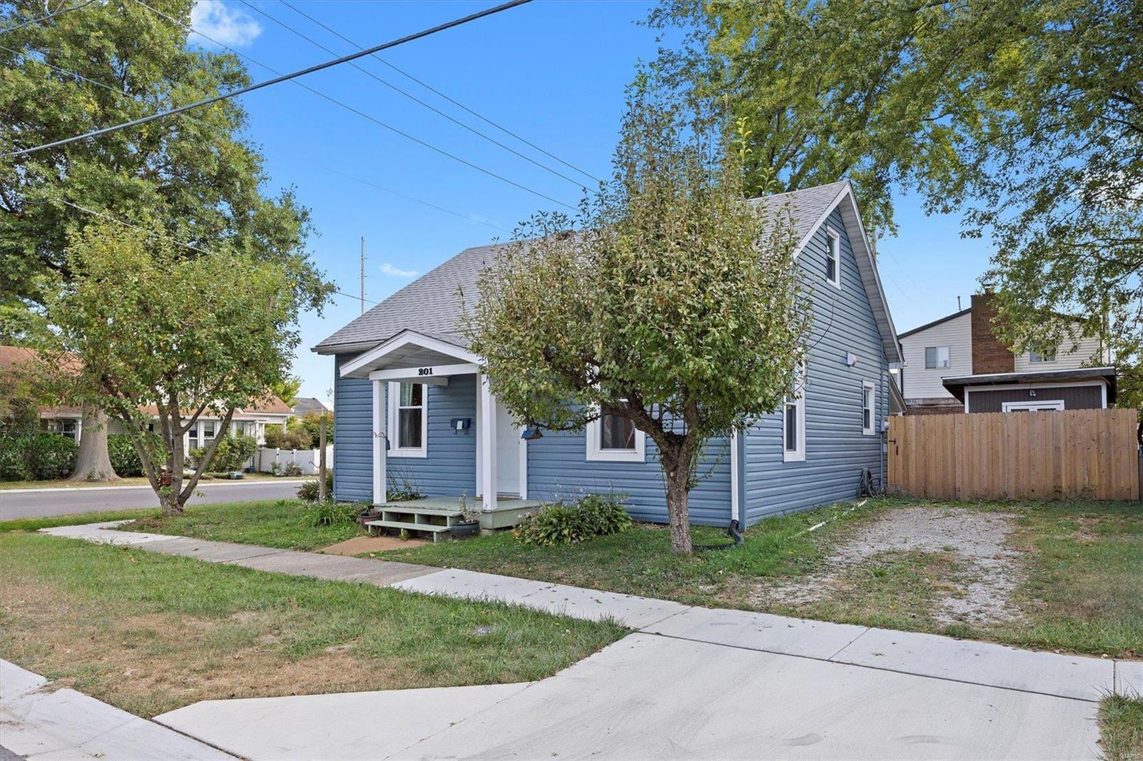 201 West Washington Street O'Fallon, IL 62269 - Photo 2 of 21