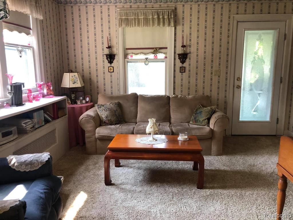2466 West Auburn Road Rochester Hills, MI 48309 - Photo 13 of 34