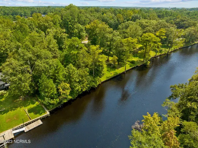 $105,000 | 194 Hughes Plantation Road, Pollocksville, NC 28573