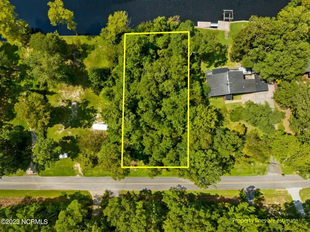 $105,000 | 194 Hughes Plantation Road, Pollocksville, NC 28573