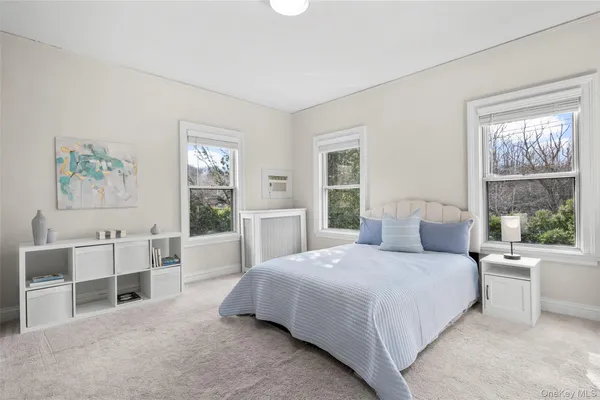 $1,195,000 | 644 Fort Hill Road, Scarsdale, NY 10583