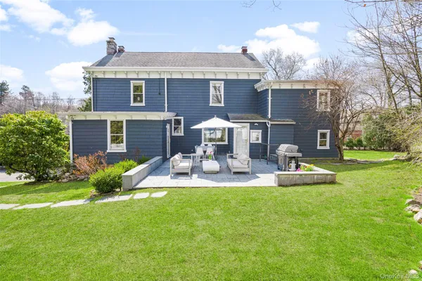 $1,195,000 | 644 Fort Hill Road, Scarsdale, NY 10583