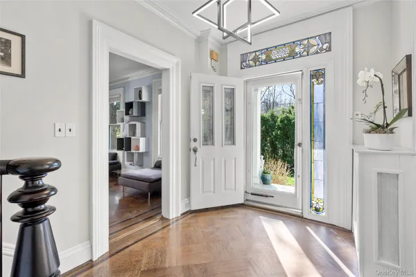 $1,195,000 | 644 Fort Hill Road, Scarsdale, NY 10583