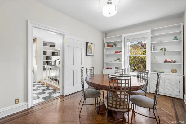$1,195,000 | 644 Fort Hill Road, Scarsdale, NY 10583