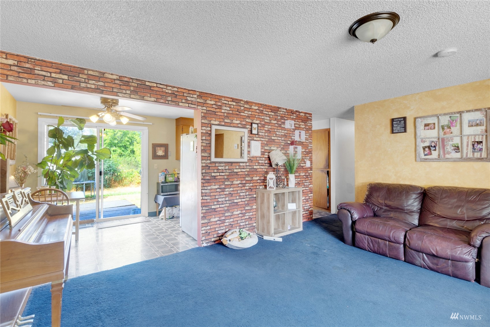 33308 Locke Road Roy, WA 98580 - Photo 5 of 24 Gallery Image 5