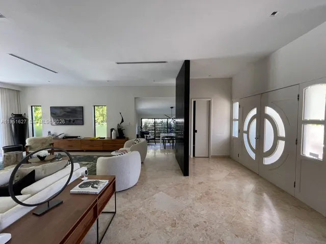 $28,000 | 1443 West 21st Street, Miami Beach, FL 33140