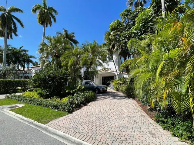 $28,000 | 1443 West 21st Street, Miami Beach, FL 33140