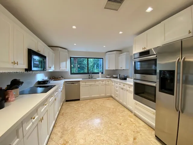 $28,000 | 1443 West 21st Street, Miami Beach, FL 33140