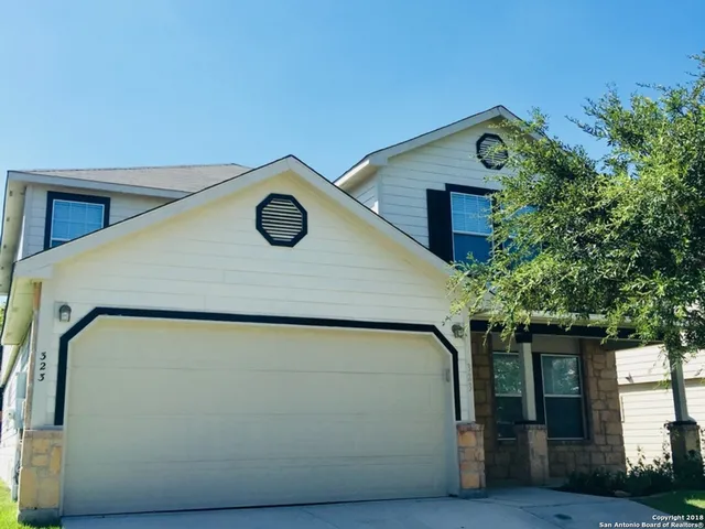 $1,995 | 323 Fontana Albero, San Antonio, TX 78253