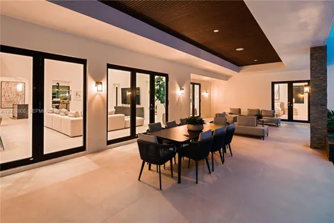 $4,995,000 | 6200 Southwest 83rd Avenue, Miami, FL 33143