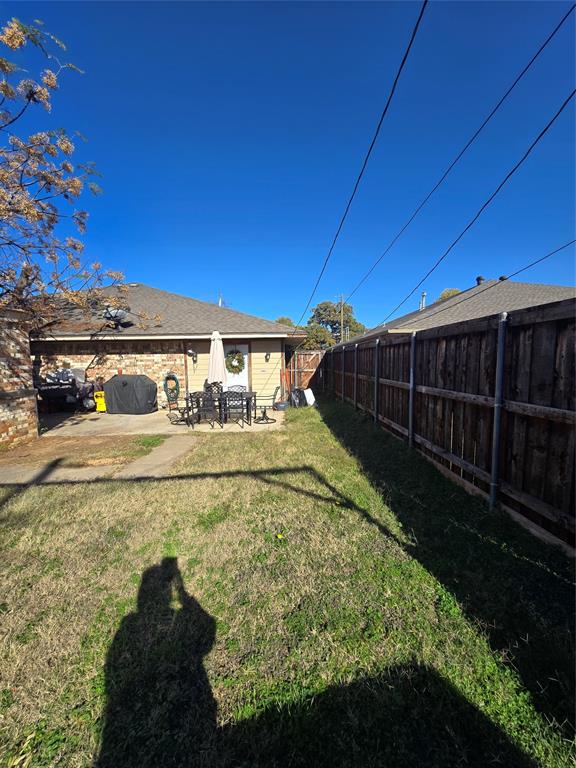 222 West Shady Grove Road, Unit 222 Irving, TX 75060 - Photo 3 of 37 a view of a backyard