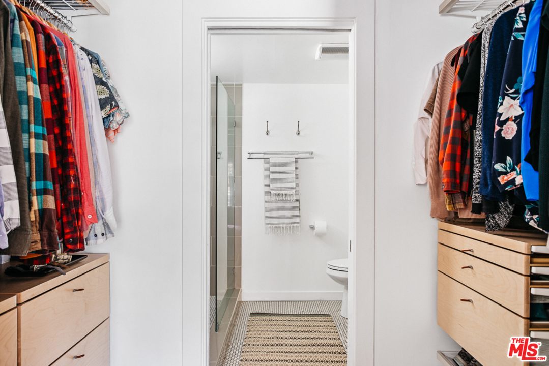 3506 Canyon Crest Road Altadena, CA 91001 - Photo 18 of 25 a view of a walk in closet
