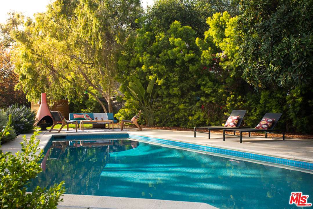 3506 Canyon Crest Road Altadena, CA 91001 - Photo 21 of 25 a view of a yard with a tree