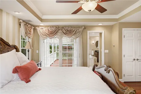 $1,395,000 | 31 Meadowbrook Drive, Barrington, RI 02806