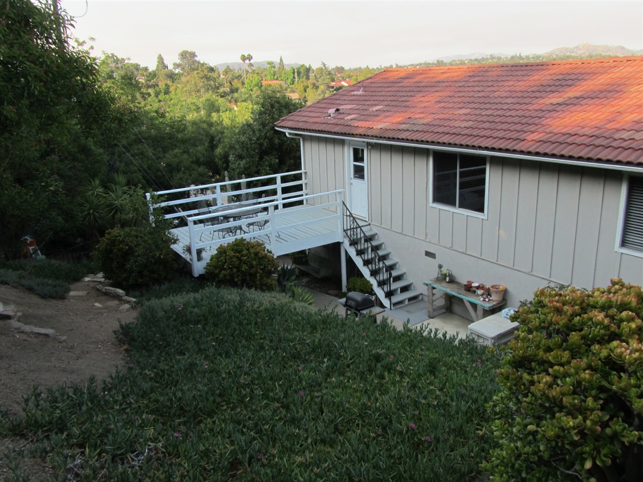 1075 Morro Road Fallbrook, CA 92028 - Photo 7 of 25