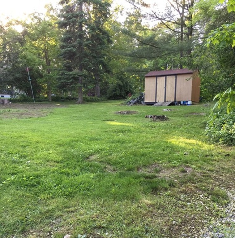 20 North Brookfield Road Brookfield, MA 01506 - Photo 3 of 13 Gallery Image 3