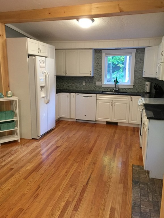 20 North Brookfield Road Brookfield, MA 01506 - Photo 5 of 13 Gallery Image 5