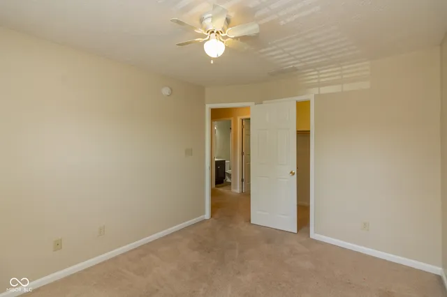 $2,400 | 4854 Oakleigh Parkway, Greenwood, IN 46143