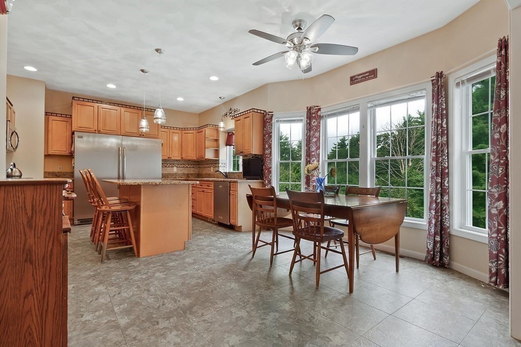 62 Weldon Farm Road Rowley, MA 01969 - Photo 10 of 42