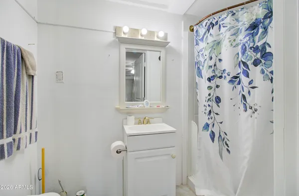 $275,000 | 5649 South Miami Gardens, Miami, AZ 85539