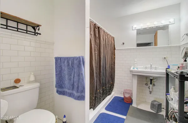 $275,000 | 5649 South Miami Gardens, Miami, AZ 85539