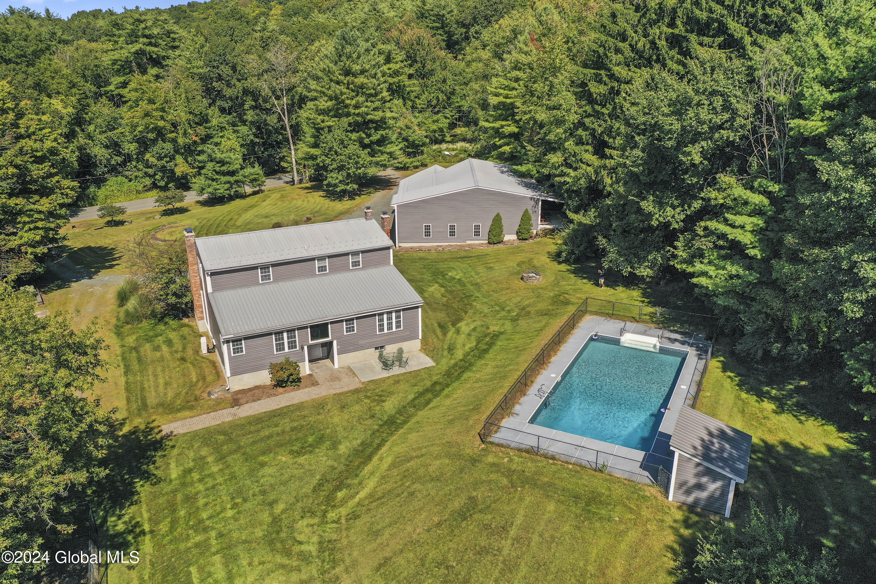 345 Palmer Road Schodack, NY 12061 - Photo 3 of 42 photos_high_resolution_345_Malmer_Rd_Eas