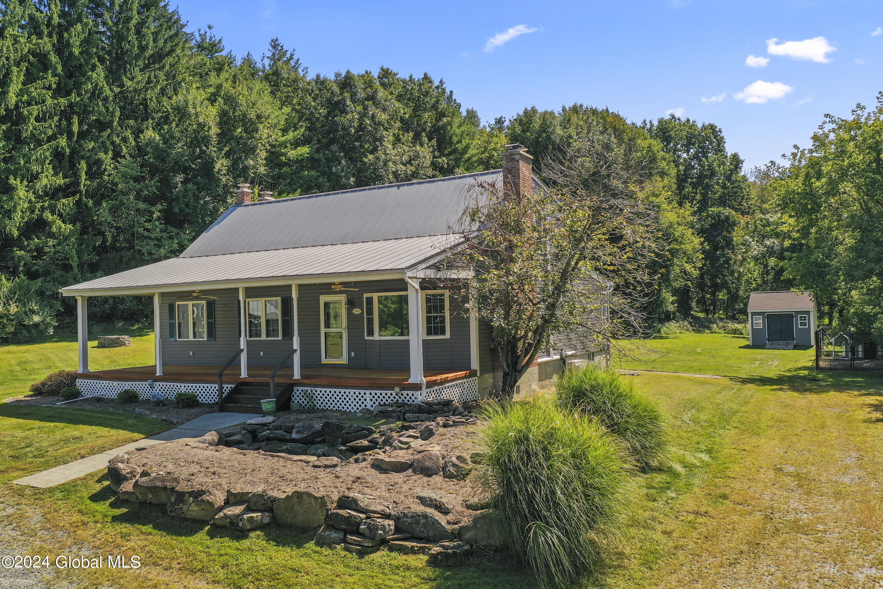 345 Palmer Road Schodack, NY 12061 - Photo 5 of 42 photos_high_resolution_345_Malmer_Rd_Eas