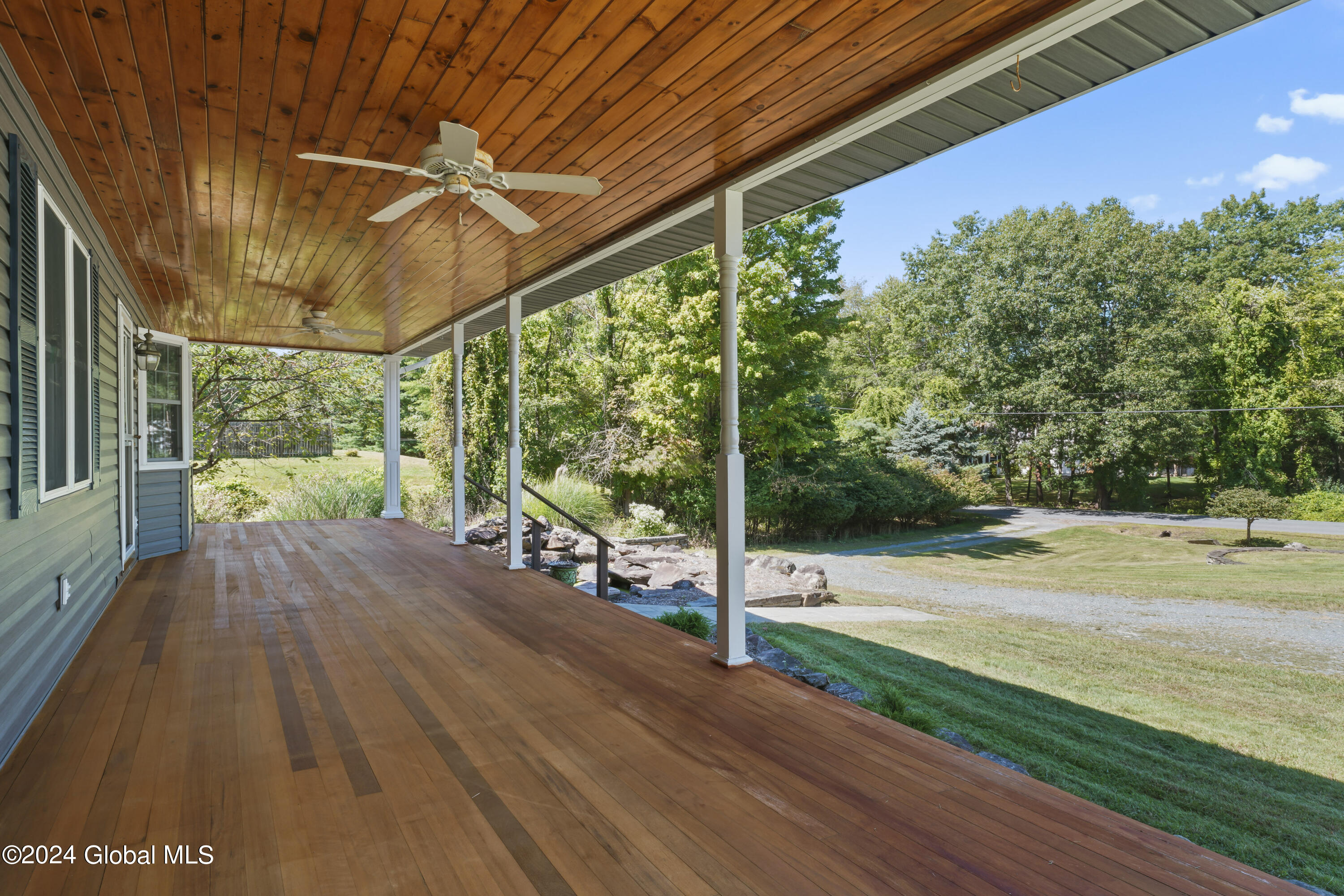 345 Palmer Road Schodack, NY 12061 - Photo 8 of 42 photos_high_resolution_345_Malmer_Rd_Eas