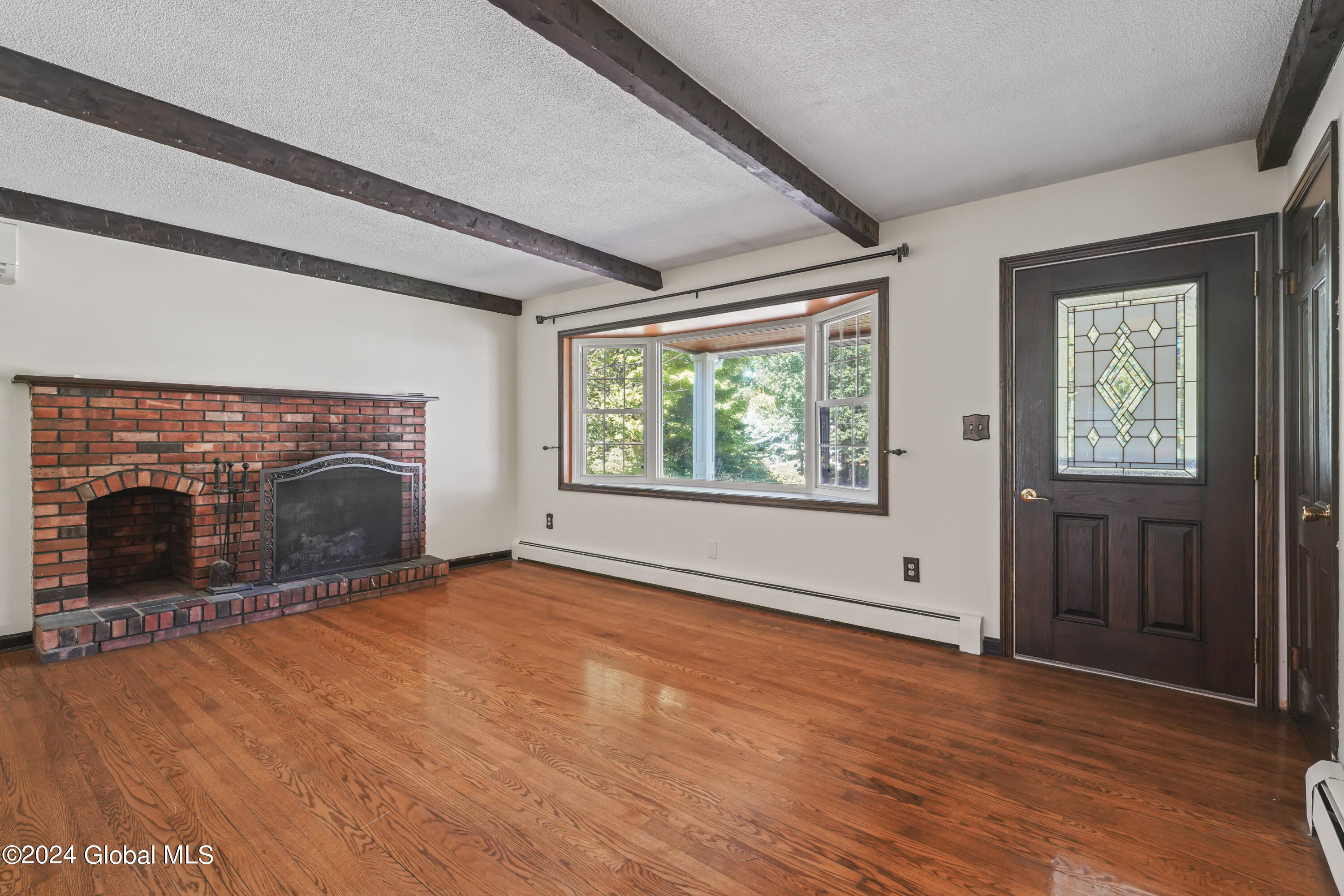 345 Palmer Road Schodack, NY 12061 - Photo 9 of 42 photos_high_resolution_345_Malmer_Rd_Eas